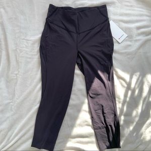 Lululemon Base Pace HR Crop 23”